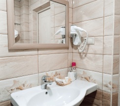 Семейный номер в Априори