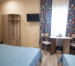 Стандартный двухместный с широкой и односпальной кроватью в Вега