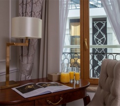 Классик с 1 кроватью с видом в атриум в Tsar palace luxury hotel