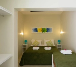Трёхместный люкс в Brazilodge All Suites Hostel