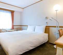 Номер Standard в Toyoko Inn Okinawa Naha Omoromachi Ekimae
