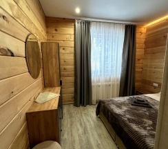 Апартаменты вместимостью 4+2 человека 2 этаж (№5) в Сибирский