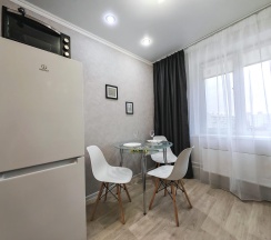 4-местные 1-комнатные апартаменты люкс с 1 двуспальной кроватью в Sutki Life (Сутки Лайф) на Дзержинского