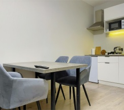 108, Евро-двухкомнатные апартаменты ЖК "LIKE" (Метро Площадь Мужества, 10 минут пешком) в Rauktis apartments