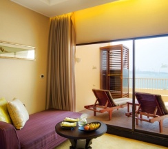 Двухместный клубный номер Grand двуспальная кровать в Dusit Thani Pattaya