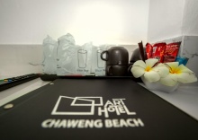 Четырёхместный номер Standard с красивым видом из окна в Отель Art Hotel Chaweng Beach