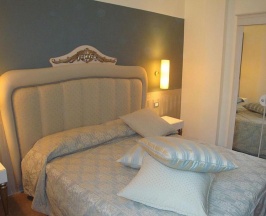 Двухместный номер Classic двуспальная кровать в JR Hotels Oriente Bari