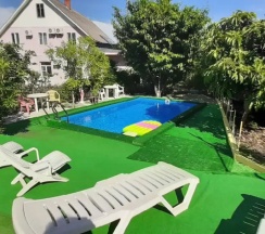 Четырёхместный номер Standard в Кристалл