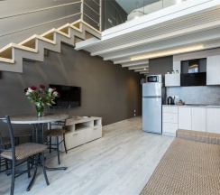 Двухуровневые апартаменты DUPLEX в Center plaza