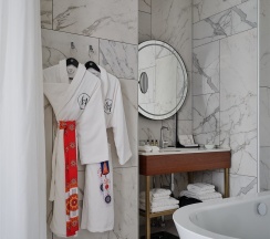 Представительский Люкс в Maidens Hotel Moscow