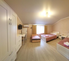 4-местная комната эконом (общие удобства) #1 в Семья