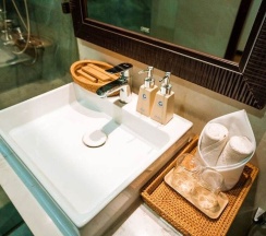 Номер Deluxe с частичным видом на океан в Capecia Danang Hotel & Apartment