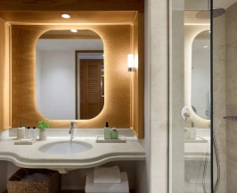 Мезонет с видом на море в Grecotel Marine Palace & Aqua Park