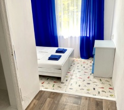 Апартаменты с 2 комнатами с красивым видом из окна в Арт-отельчик