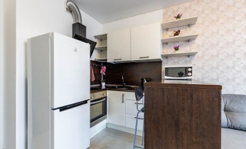 Четырёхместная студия c 1 комнатой в Лампа