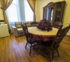 Люкс двухкомнатный с двумя доп. местами в Княжна Мери