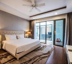 Апартаменты с доступом в парк VinWonders с 3 комнатами рядом с пляжем в Vinpearl Resort & Spa Nha Trang Bay