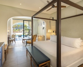 Двухместный полулюкс с видом на бассейн двуспальная кровать в Ocean El Faro Resort - All Inclusive