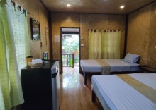 Одноместный номер Standard с балконом в Baansuanlynjee Maeklong Resort