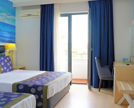 Семейный номер Standard в Club Aqua Plaza