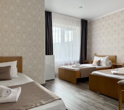 Трёхместная комната в Корнилофф от Травел Хотелс Антураж