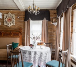 Коттедж стандарт с 2 односпальными и 1 двуспальной кроватью в Olafa Home