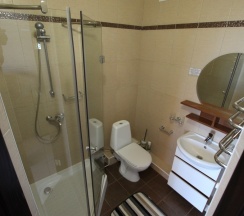 24 - Двухместный номер с балконом и прямым видом на море в Азов Инн