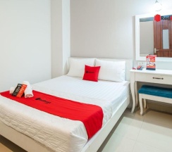 Двухместный номер Standard двуспальная кровать в RedDoorz Near Tan Dinh Market 3