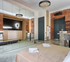 дизайнерский люкс с ванной в Tuchkov hotel
