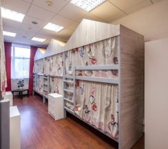 Место в 12-ти местном общем номере в Light Dream