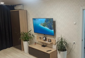 Апартаменты Квартира Happy House не Далеко от Ледового и Терм в Нижнекамске