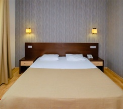 Стандарт с большой кроватью в Avangard Hotel