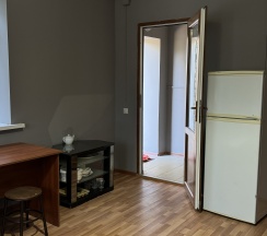 Четырехместный номер с 1 двуспальной или 2 односпальными кроватями в Маяк