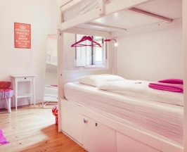 Четырёхместный номер Standard в Lisbon Chillout Hostel