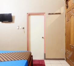 Двухместный номер Deluxe двуспальная кровать в Hotel Monica Jogja