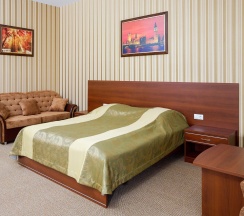 Полулюкс (семейная кровать) в Рояль