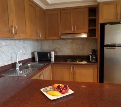 Апартаменты с 2 комнатами с видом на море в Westbury Residence