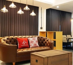 Трёхместный Aurico люкс с балконом в Aurico Kata Resort & Spa