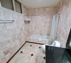 Люкс с балконом в Grand Garden Hotel & Residence