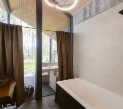 Дом с камином и сауной (до 8 гостей) КРАТОС в Berloga Country Resort