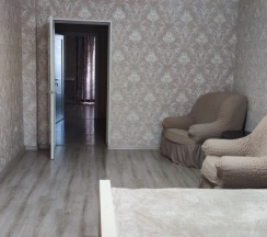 М.Горького 85Б. 2-комн.кв., 10-этаж, 28 в АнтиОтель