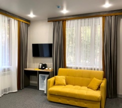 Трёхместный номер Comfort с красивым видом из окна в Две Вершины