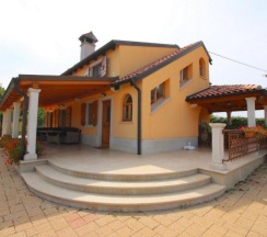 Коттедж в Holiday Home Valmoneda
