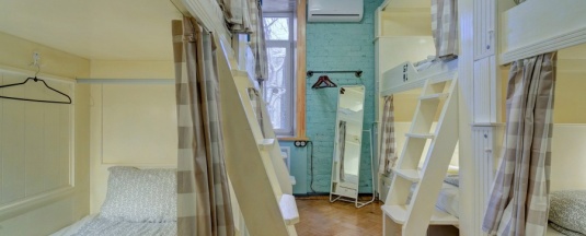 8 местные общий DORM(№2) в Good Mood Hostel