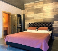 Номер студио двухместный с видом на бассейн без балкона в Брют