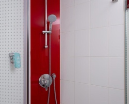 Номер стандарт с 1 двуспальной кроватью в Ibis Москва центр Бахрушин