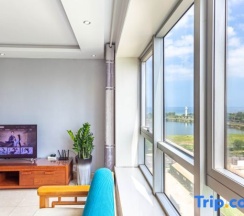 Люкс с 3 комнатами с видом на море в Rizhao Shuohai Seaview Homestay (Wanpingkou Branch)
