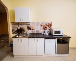 Трехместный "Семейный" с односпальной и двухъярусной кроватью в Комфорт