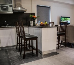Одноместный люкс Royal с балконом в Naylover Hotel Suites