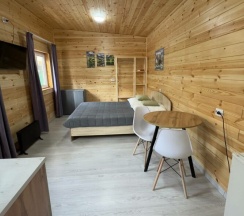 Дом отдельный благоустроенный трехместный с кухней в Место силы